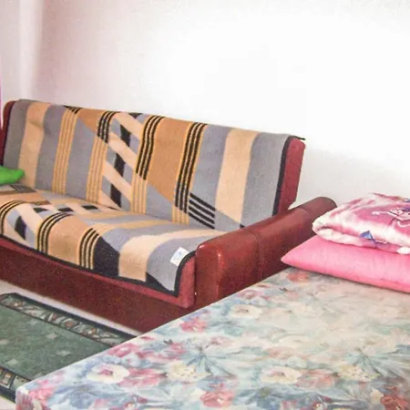 Four-bedroom In Hébergement de vacances Sianow
